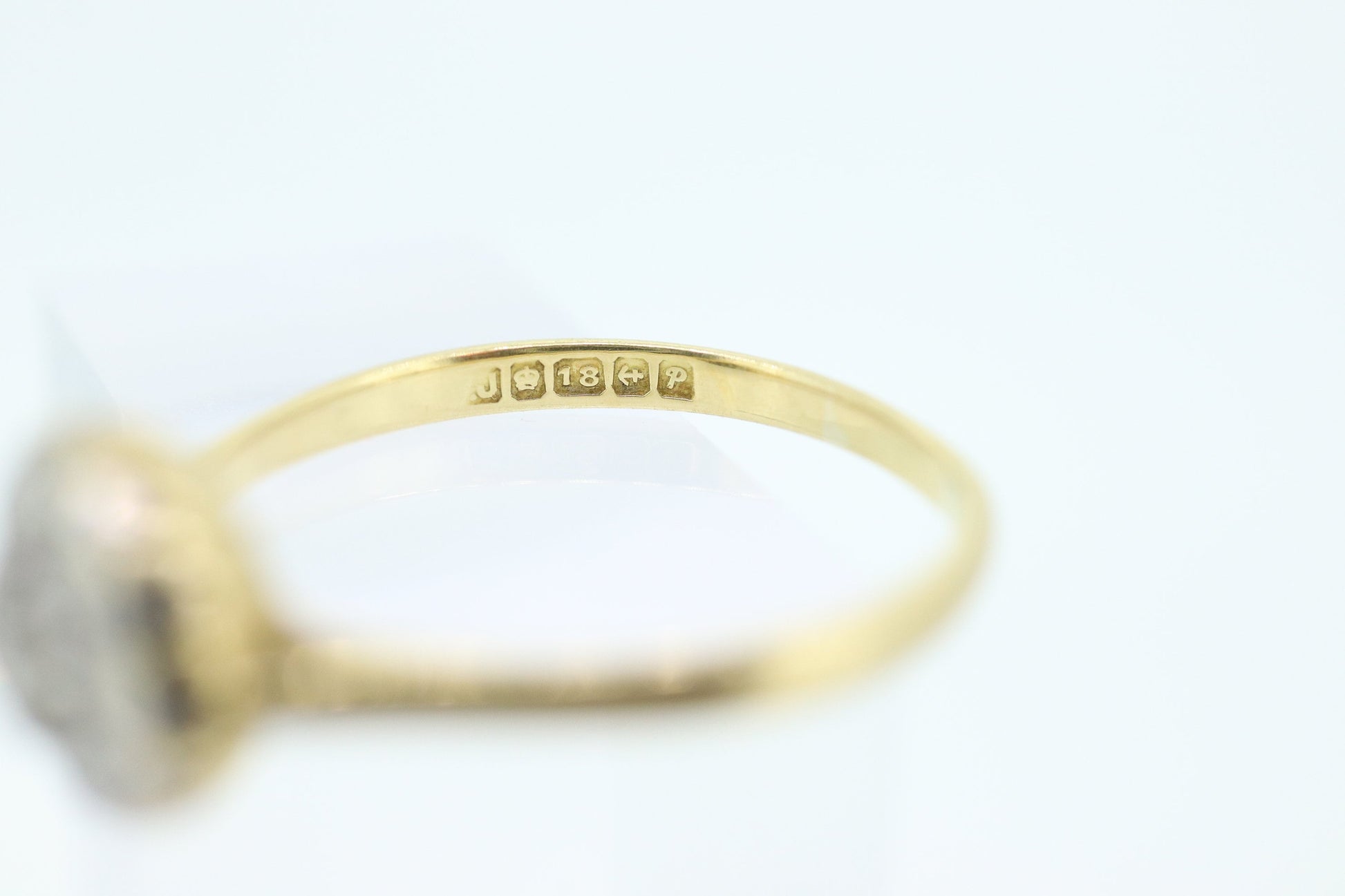 18k Diamond Daisy Cluster ring. Made in Birmingham UK England 1989. 750 18ct White Yellow Diamond Ring. st(135)