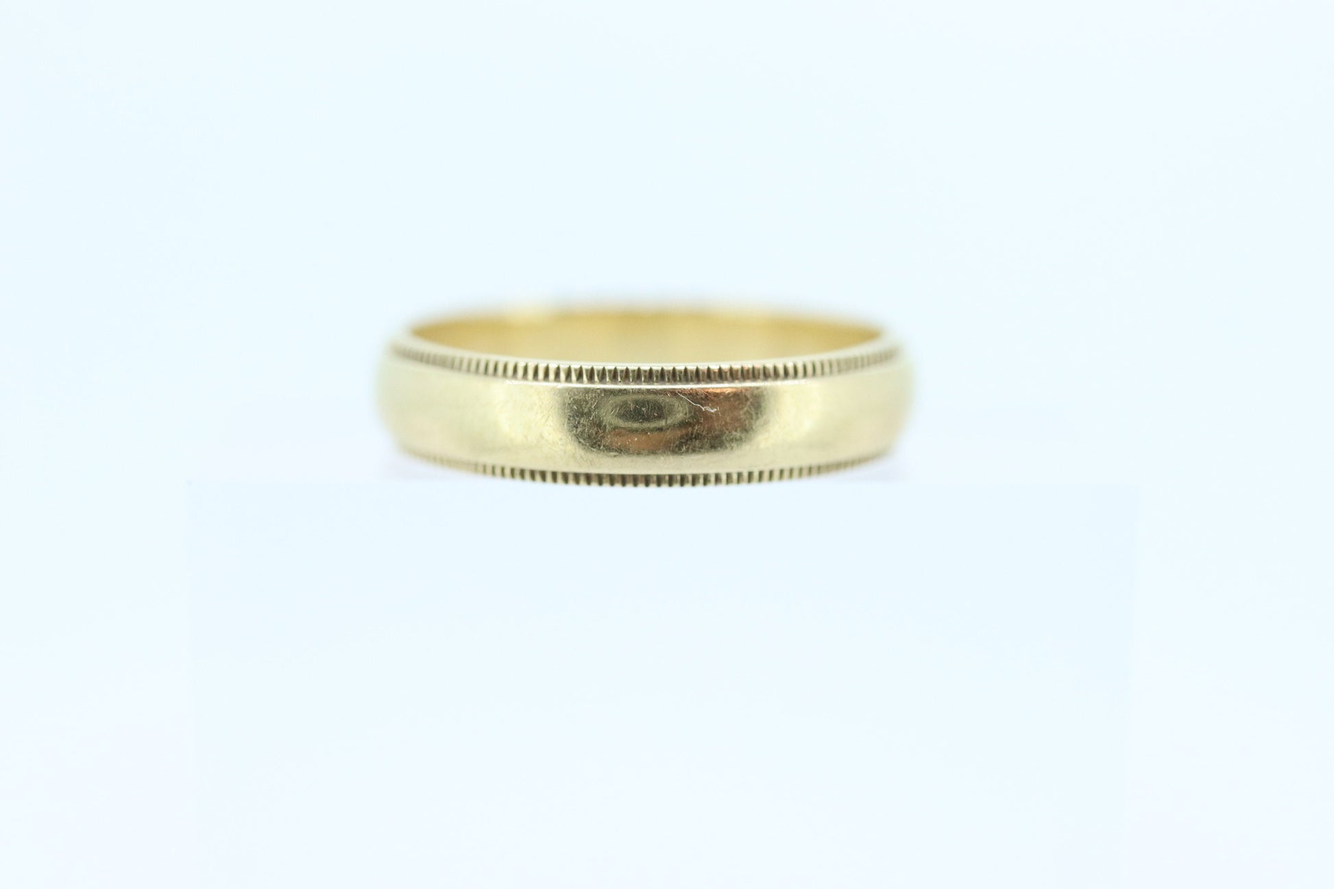 BLISS bros 14k Milgrain Wide BLISS Band. 14k Yellow Gold BLISS milgrain tracks ring. Sz 5.75 4mm wide. st(119)