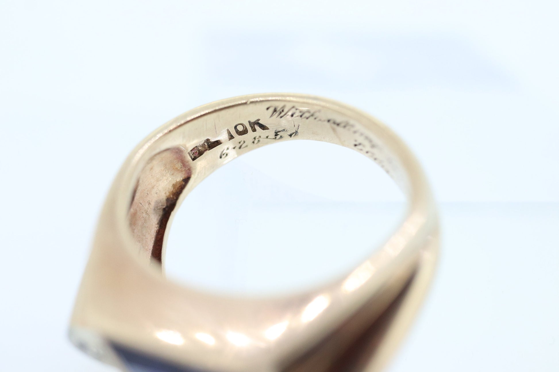 10k Sapphire ring. 10k Yellow Gold 1950s Mens Sapphire Diamond Heavy signet ring. Mens Heavy Signet ring st(178)