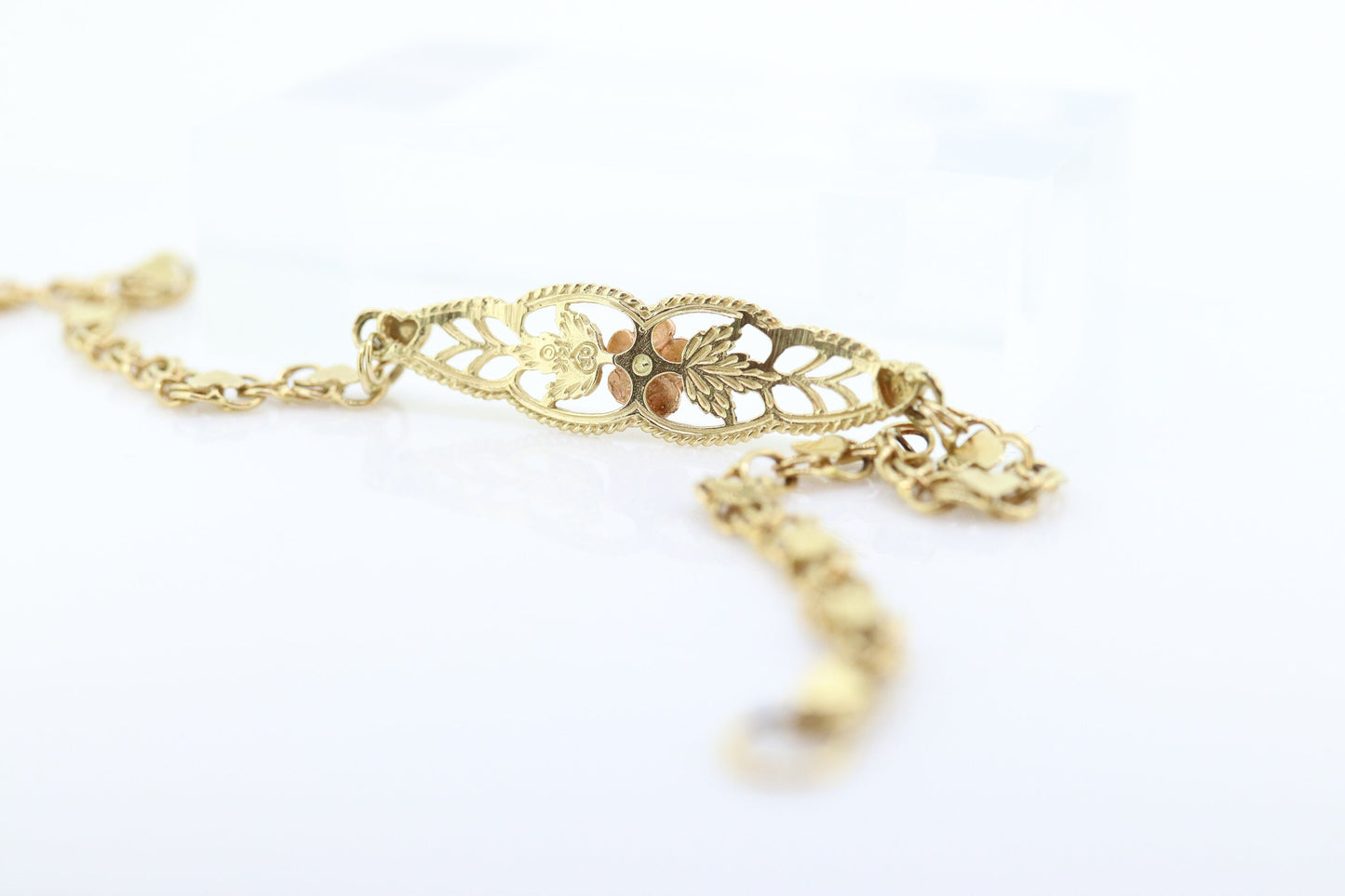 14k Flower Rose Filigree Shield Bracelet. 14k Yellow Rose gold Heart link chain filigree open shield Bracelet. st(113)