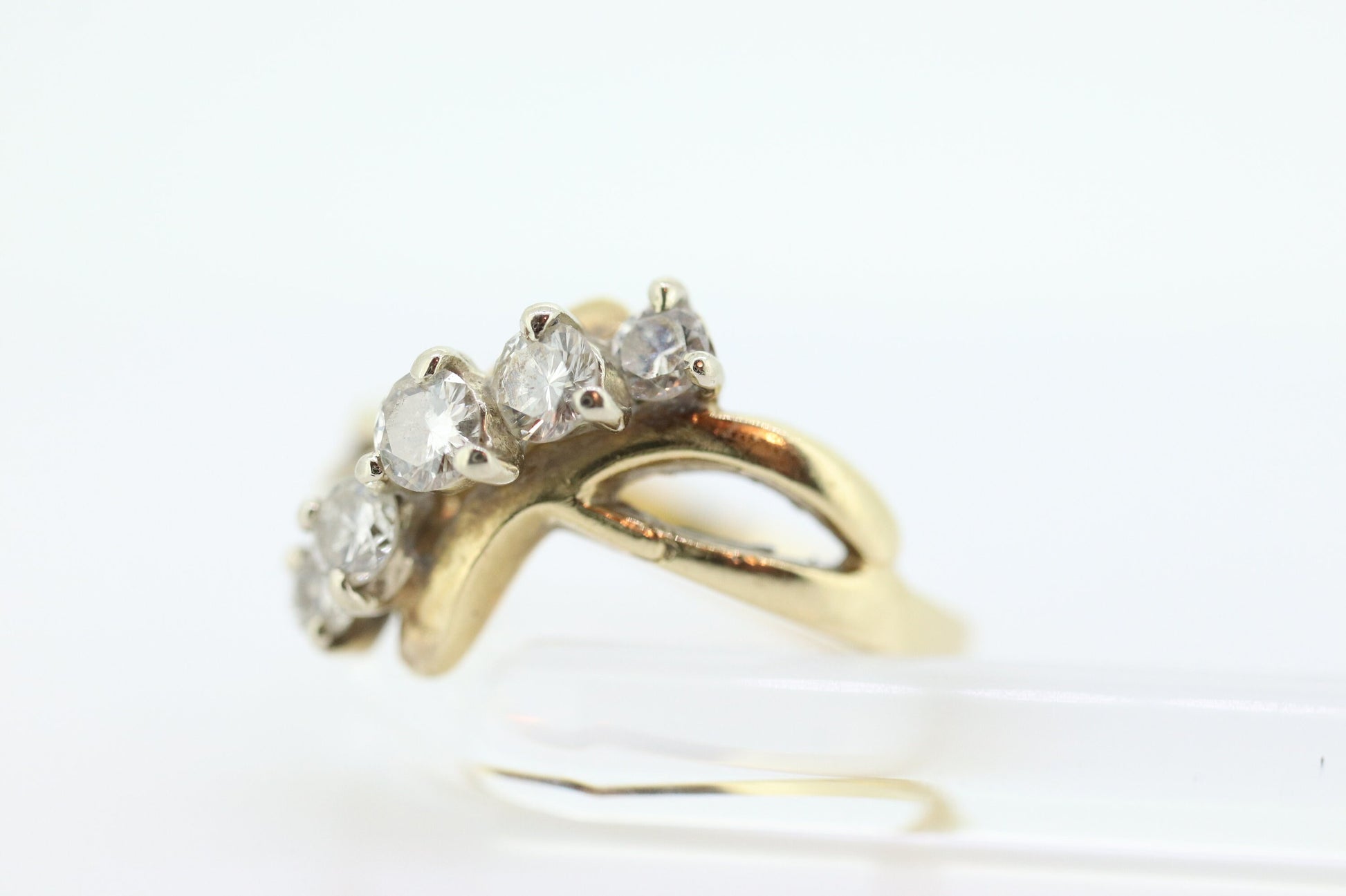 14K Bypass Diamond Ring. Total 0.48ctw Diamond Wave.  Stacked. Toi et moi band. Yellow Gold ring. Sz7.25 st(166/75)