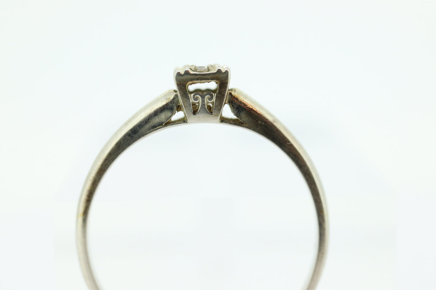 Art Deco Diamond Solitaire Ring. 18k  Gold square set diamond solitaire Ring. FREE RESIZE. st100