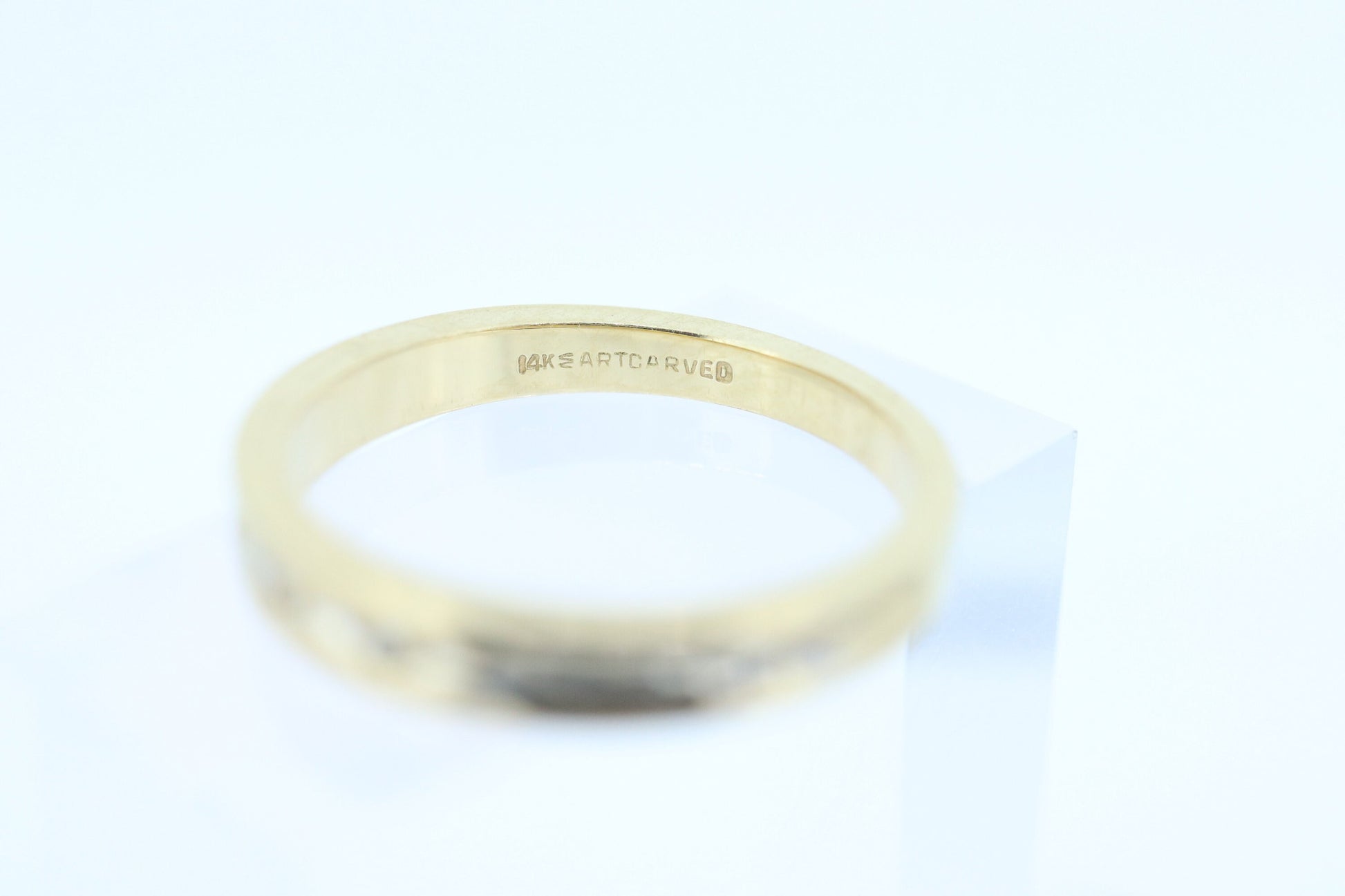 ARTCARVED 14k Gold Diamond Band. Art carved engraved textured band. Jr Wood Art Deco Diamond. st132