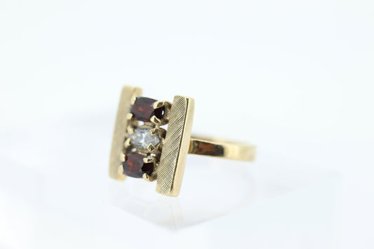 10k Marquise Garnet and Quartz ring. 10k Marquise cut garnet with Quartz Textured BAR ring. st(104)