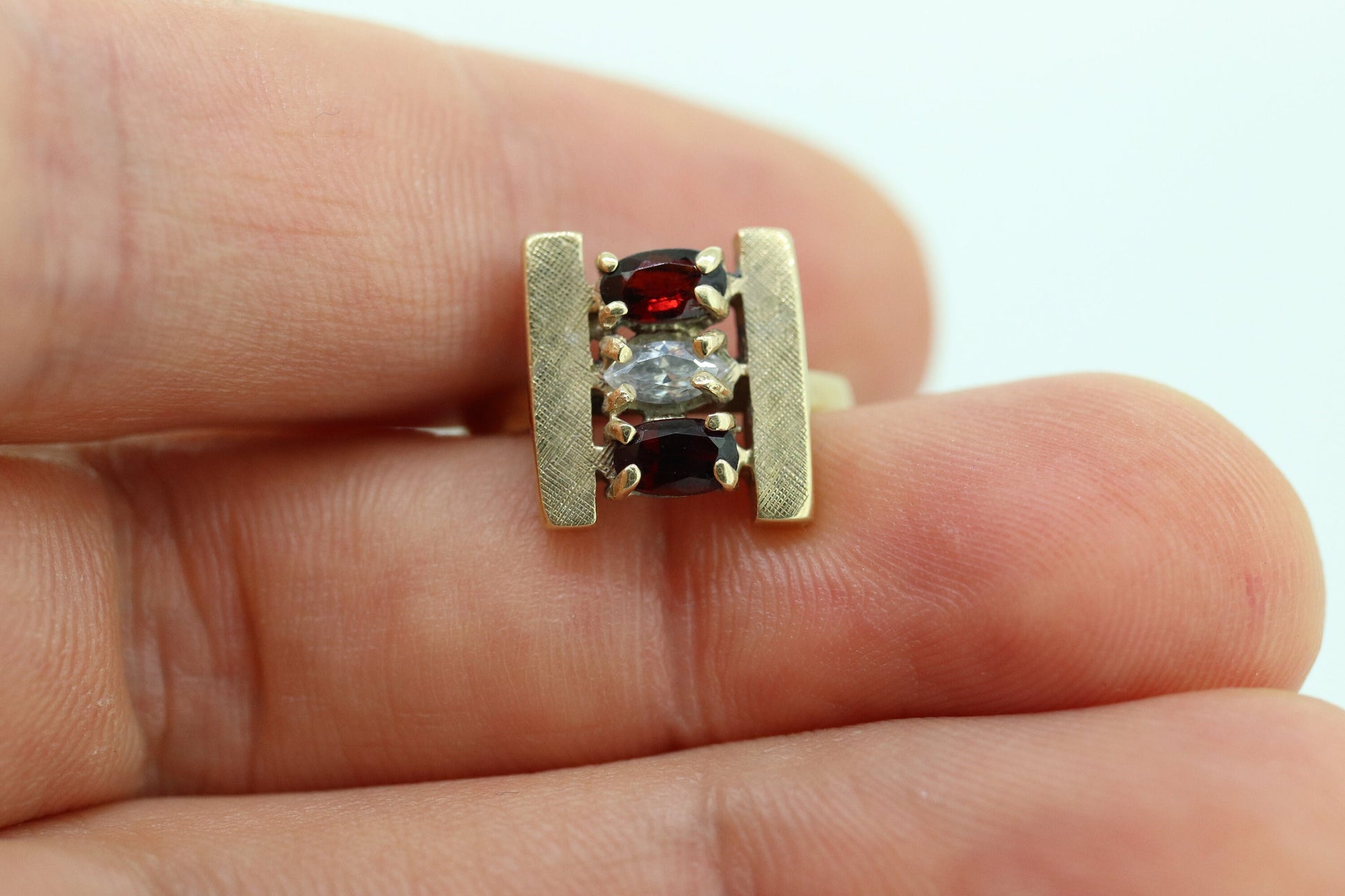 10k Marquise Garnet and Quartz ring. 10k Marquise cut garnet with Quartz Textured BAR ring. st(104)