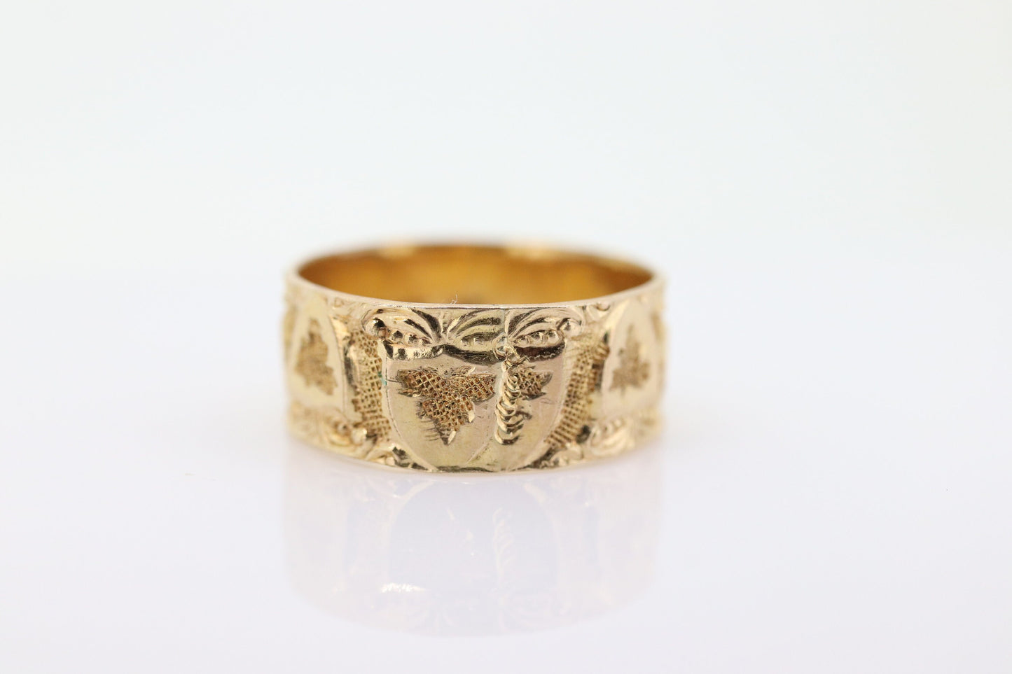 14k Wide Cigar band. S.Bros. Stanley Bros Brothers Antique Embossed Engraved Grape Leaf Shield design. 8.5mm sz9.5 st(218/50)