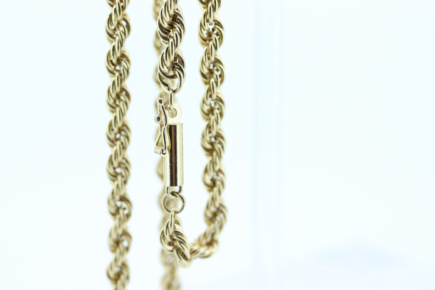 14k Rope Necklace. 14k Yellow Gold Hollow ROPE necklace. Twisted ROPE Necklace 16in 4mm wide st(308)