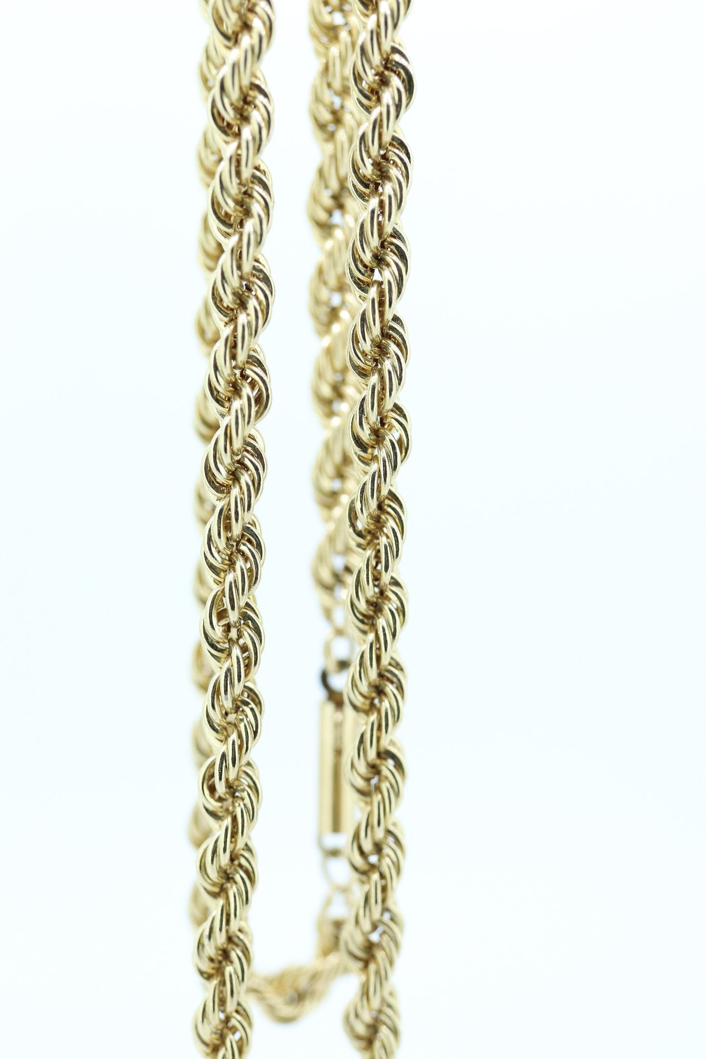 14k Rope Necklace. 14k Yellow Gold Hollow ROPE necklace. Twisted ROPE Necklace 16in 4mm wide st(308)