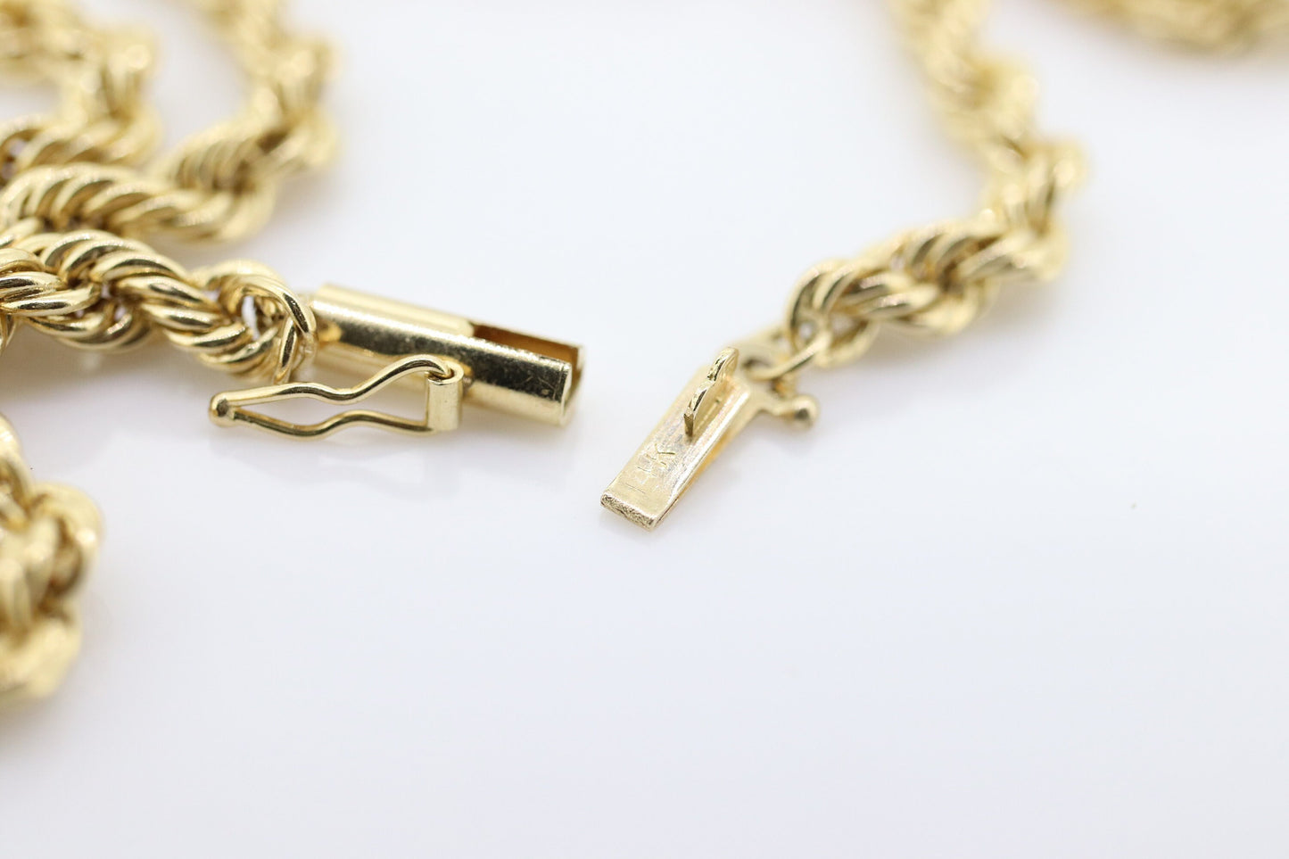 14k Rope Necklace. 14k Yellow Gold Hollow ROPE necklace. Twisted ROPE Necklace 16in 4mm wide st(308)