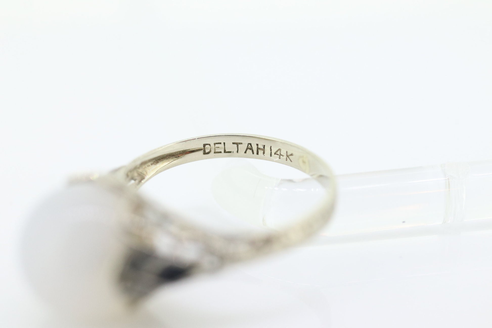 14k DELTAH MOONSTONE and Sapphire ring. White Gold Engraved with Sapphire and White Moonstone ORB sphere cabochon ring. st(30)