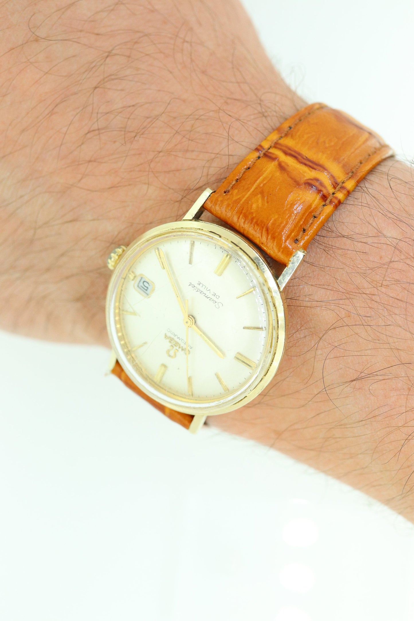 OMEGA Seamaster De Ville. 14k Yellow Gold Omega Automatic SEAMASTER DEVILLE. Mens Gold Watch. Date. (st368)