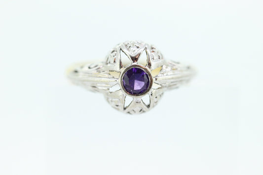 Art Deco Amethyst Ring. 18k White Gold Filigree Design. Engagement Ring from Art Deco 1920 Era. Statement band. February Stone