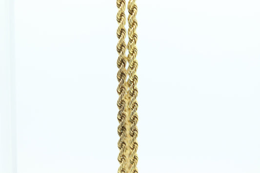 10k Rope Necklace. PERU 10k Hollow rope necklace. 20in 2mm wide st(50)