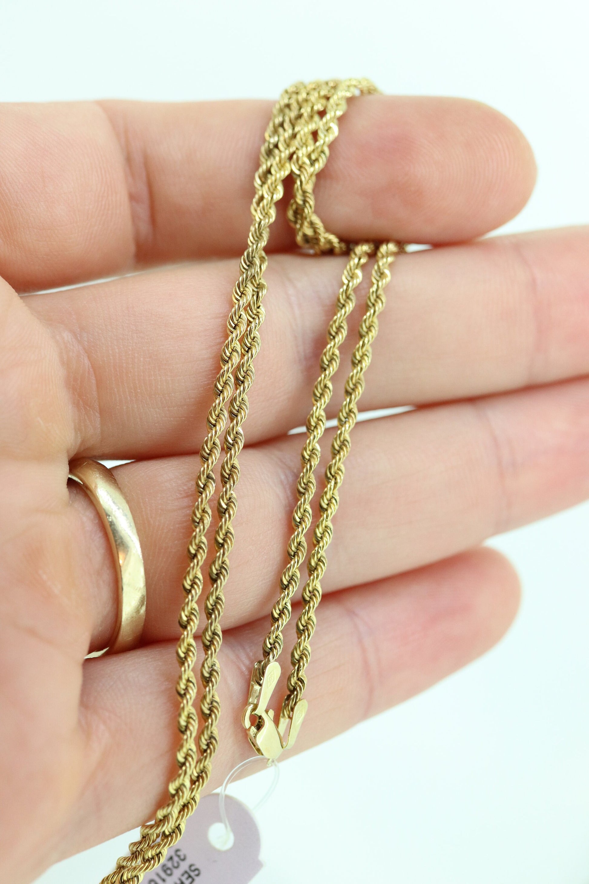 10k Rope Necklace. PERU 10k Hollow rope necklace. 20in 2mm wide st(50)