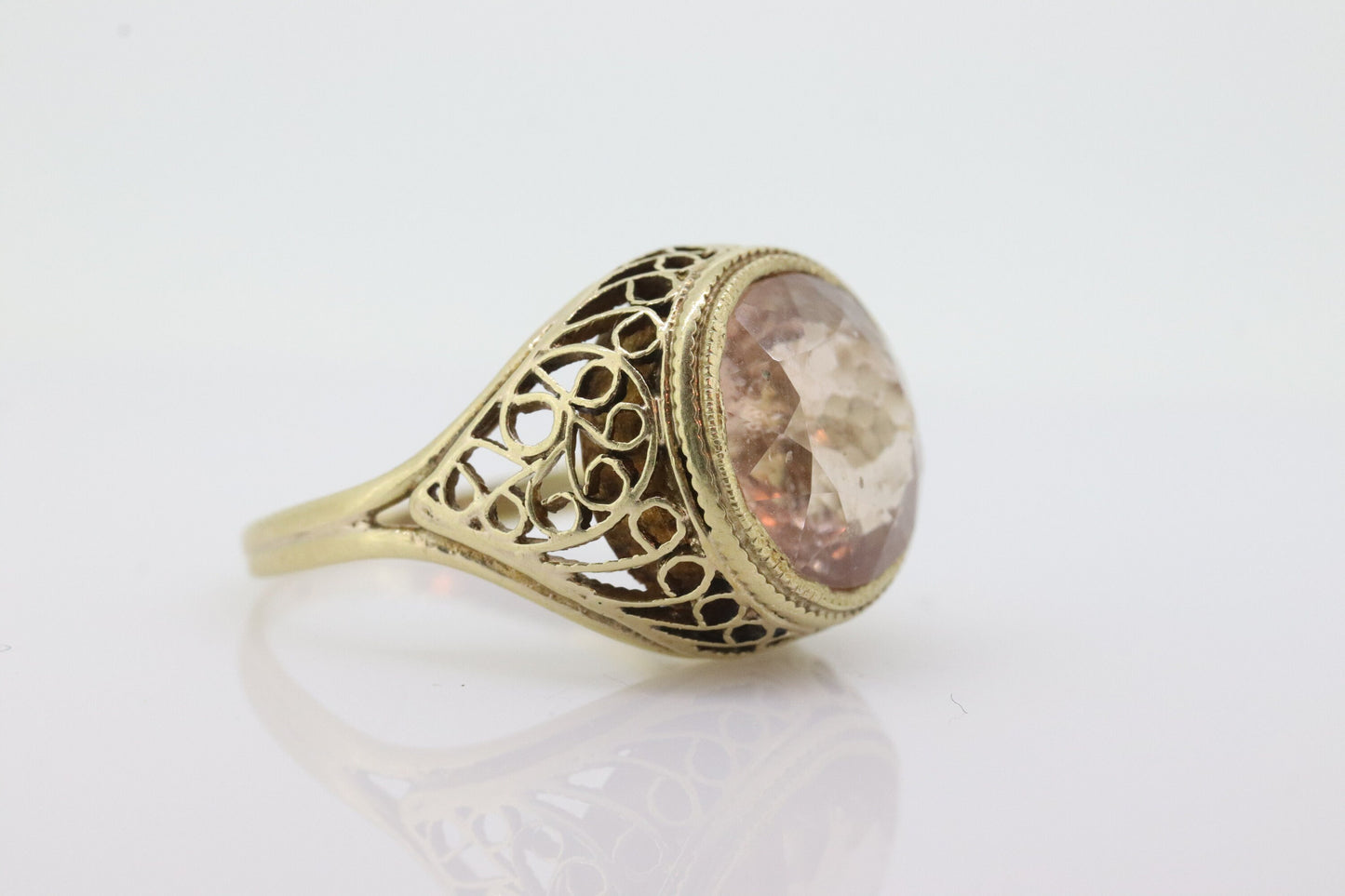 Antique 14k Gold Art Deco Morganite ring. Natural Morganite bezel set filigree ring. st(105)