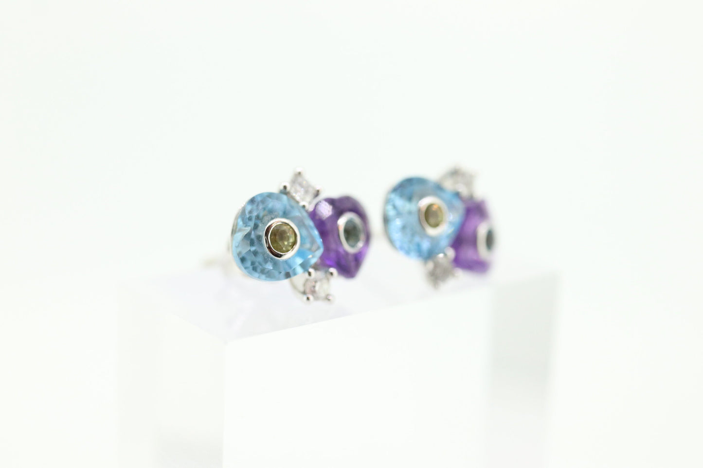 14k Amethyst and Topaz hearts and diamond stud earrings. Fun colorful earrings. st(92)