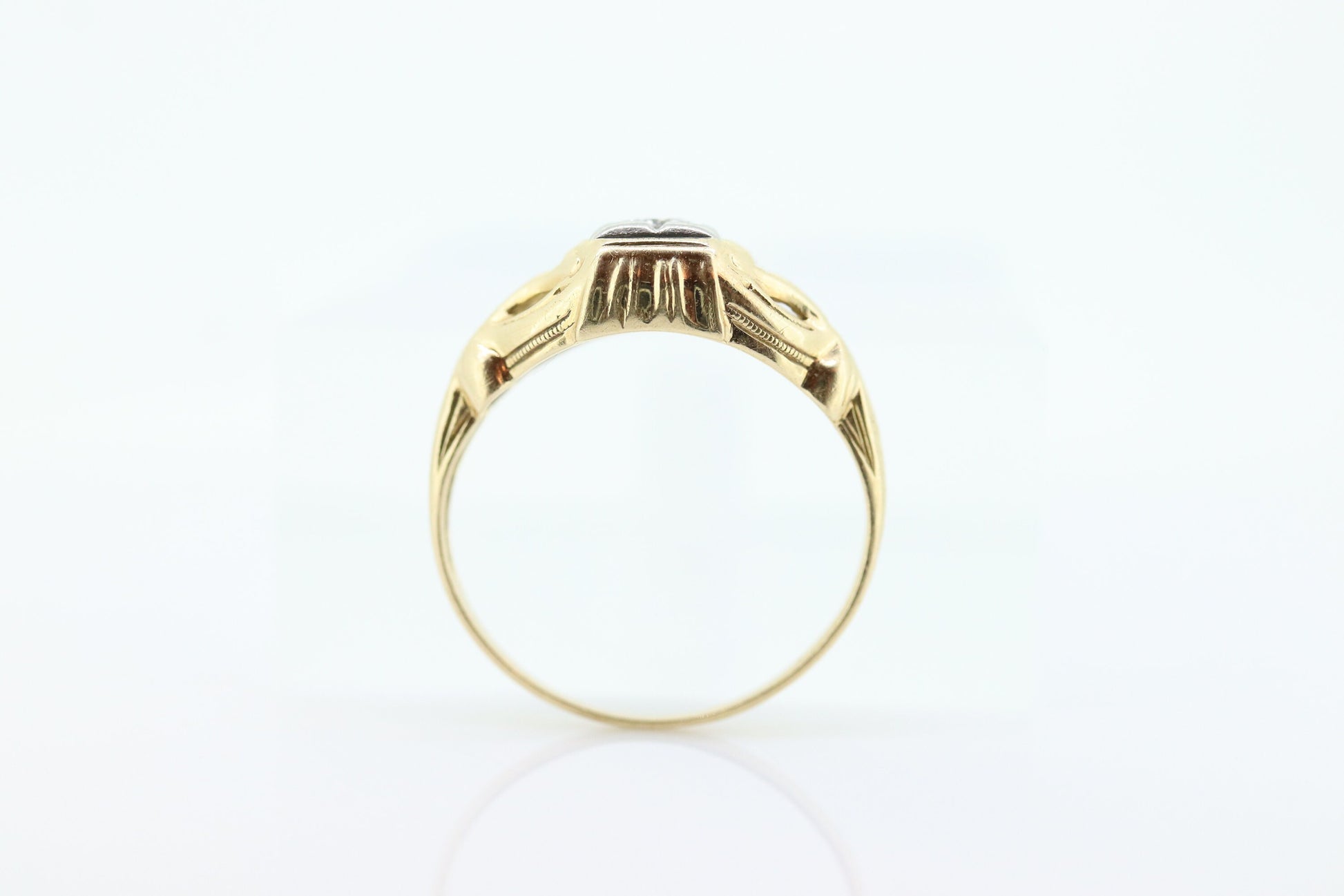 Art Deco Diamond Solitaire Ring. 14k Gold Old European Cut diamond  floral Ring st(112)