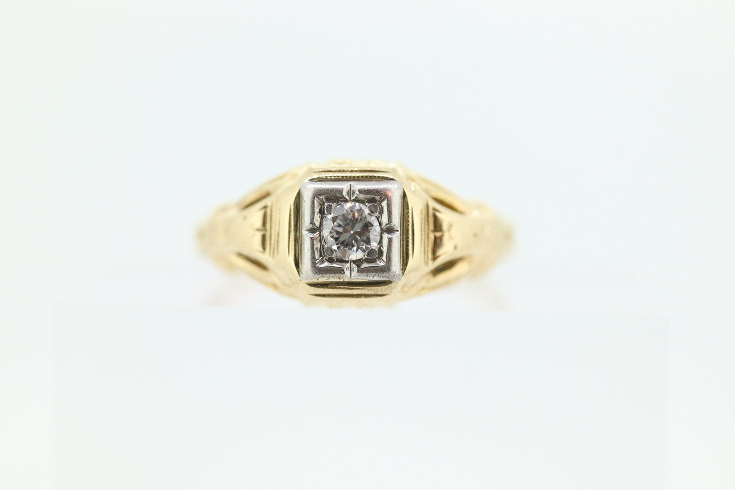 Art Deco Diamond Solitaire Ring. 14k Gold Old European Cut diamond floral Ring st(112)