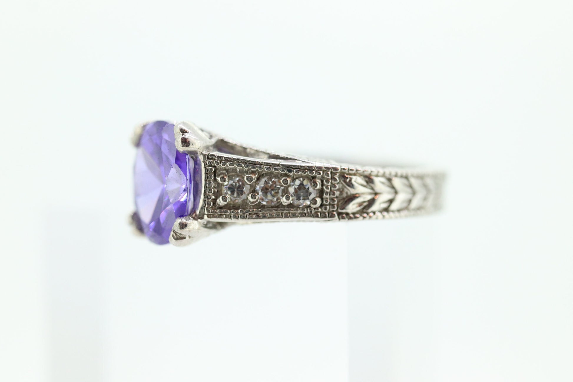 14k Purple Gem ring. 14k Engraved and CZ setting solitaire ring. st260