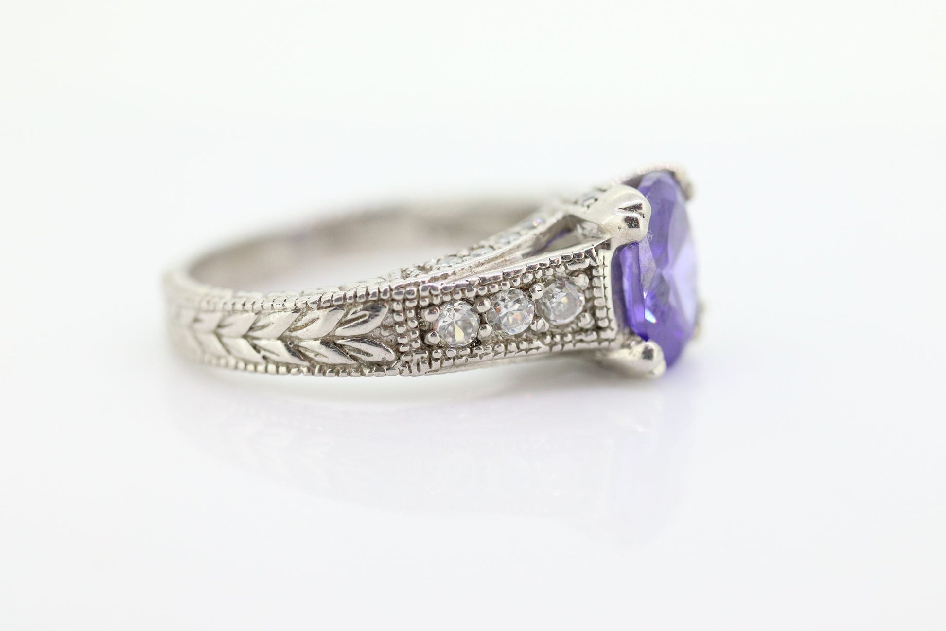 14k Purple Gem ring. 14k Engraved and CZ setting solitaire ring. st260