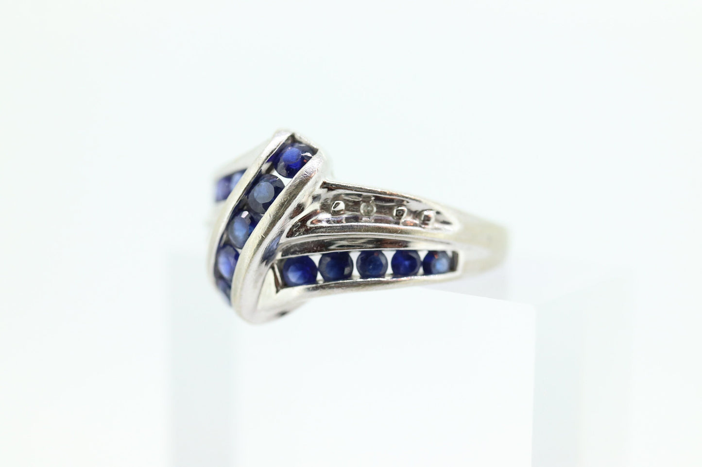 10k Blue Sapphire Bypass ring. 10k THL Samuel Aaron st74