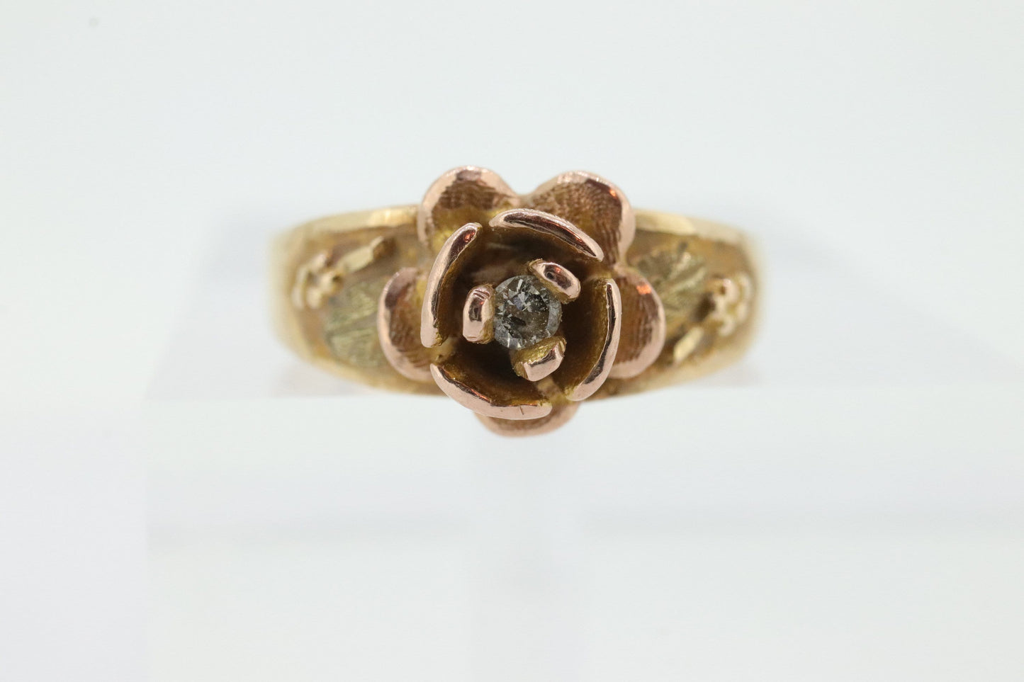 Black Hills Gold Ring. Antique Diamond Ring. 10k Rose Pedals diamond set Gold. Black Hills Gold Design with a Diamond. st(83)