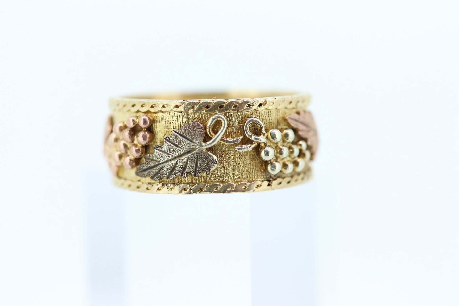 Black Hills Gold Ring Mens. Heavy 10k Multi-Tone Black Hills Gold Thick BAND. Sz 11 10mm wide stock(78/20)