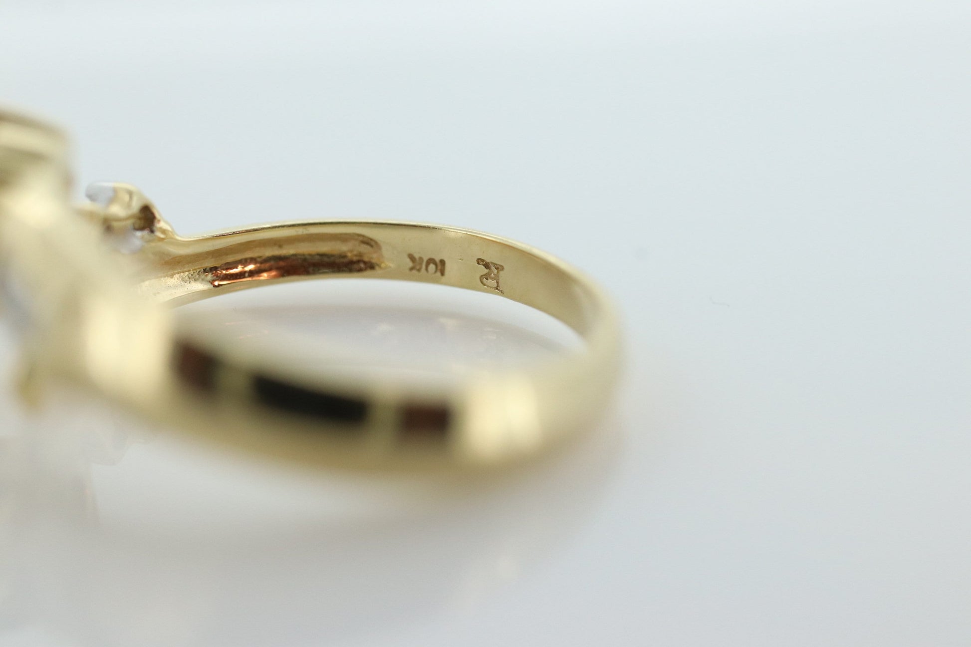 10k Citrine solitaire with Diamonds Ring. Citrine bypass statement ring. (st80/50)