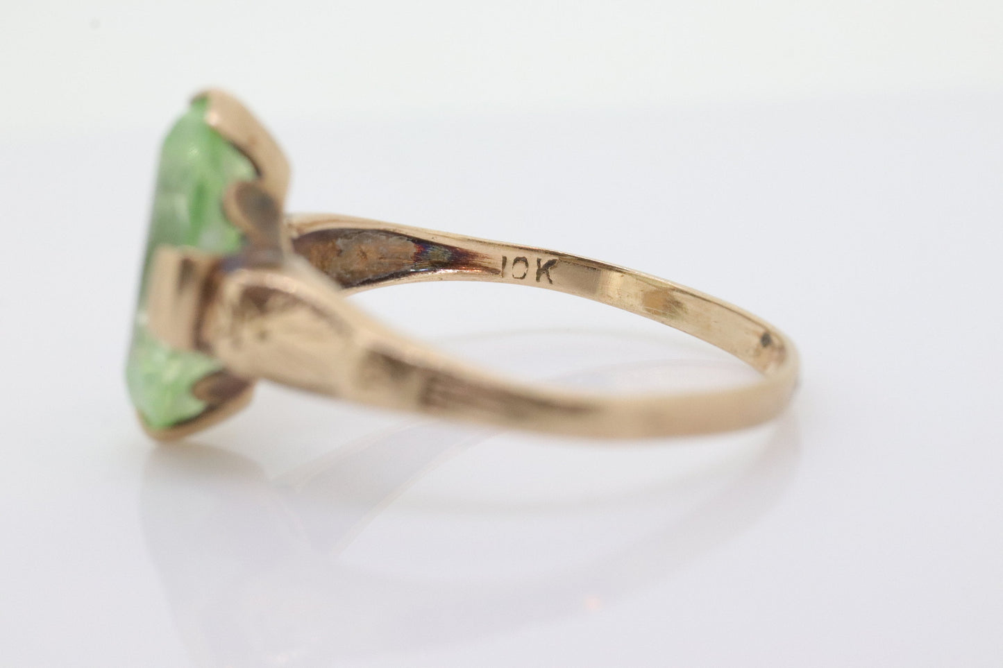 10k LIME Green Spinel ring. Vintage Retro Large Oval Cut SPINEL 10k ring with engraving (st80)