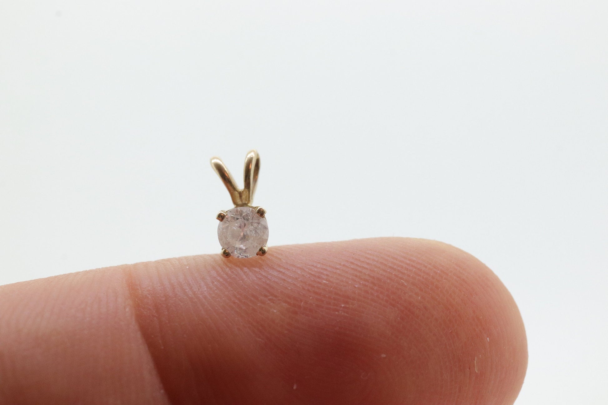 14k Diamond Solitaire Pendant. 14k gold Diamond Round pendant Gift. st(62)