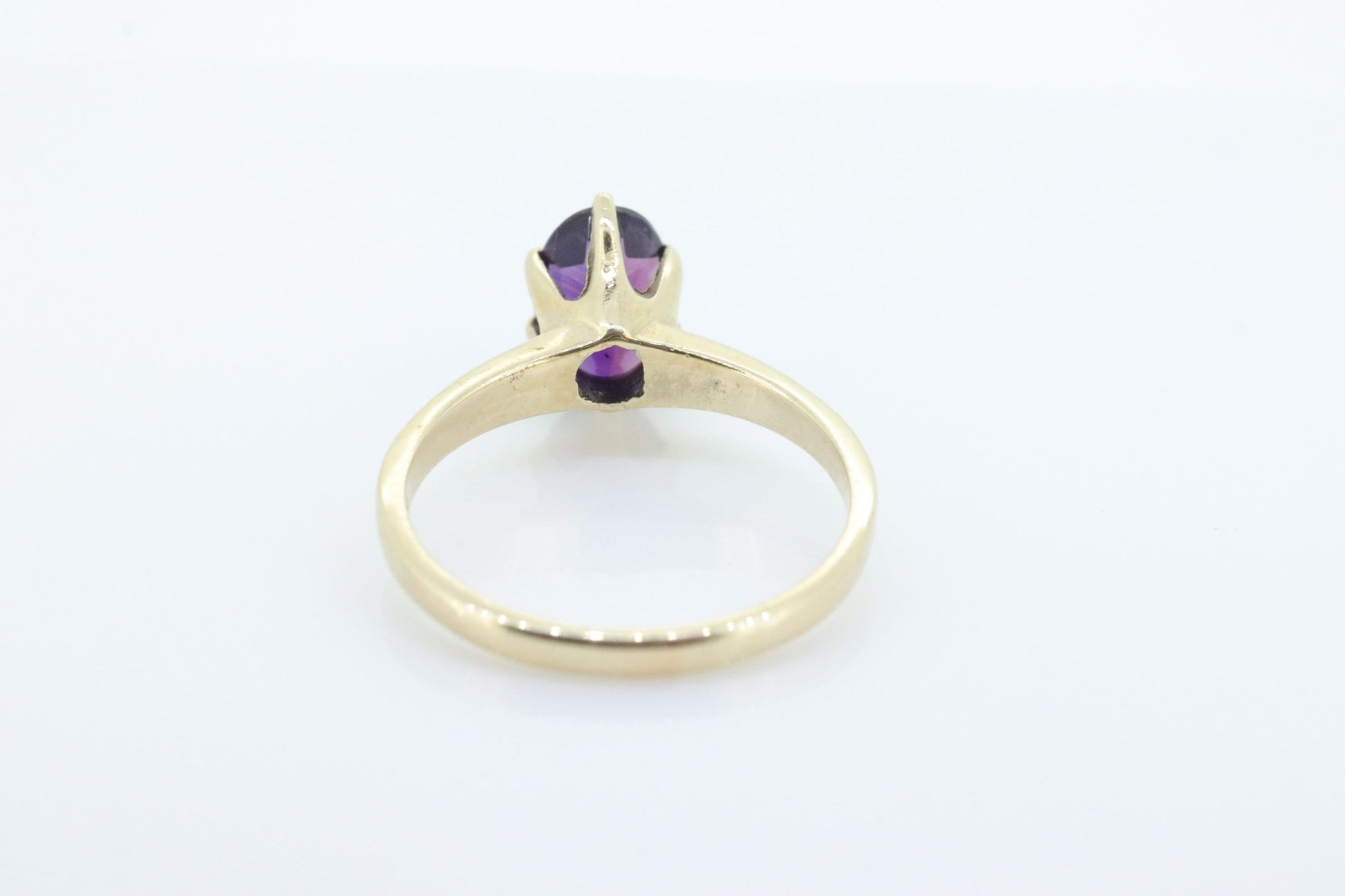 10k Amethyst Victorian ring. Crown Setting Oval Amethyst. Statement band. 10k Gold Amethyst. st(84)