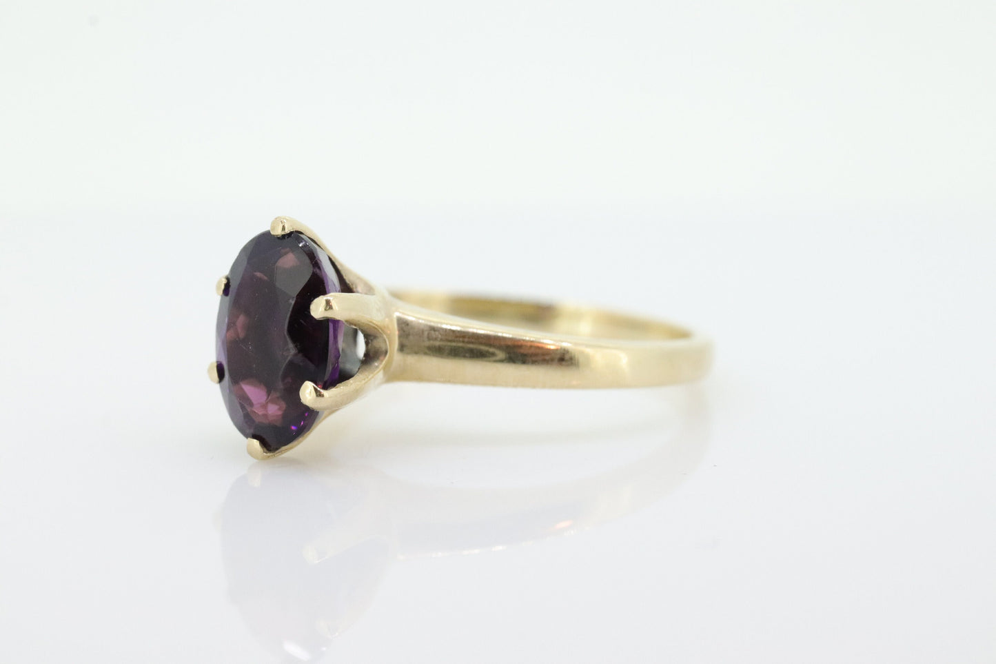 10k Amethyst Victorian ring. Crown Setting Oval Amethyst. Statement band. 10k Gold Amethyst. st(84)
