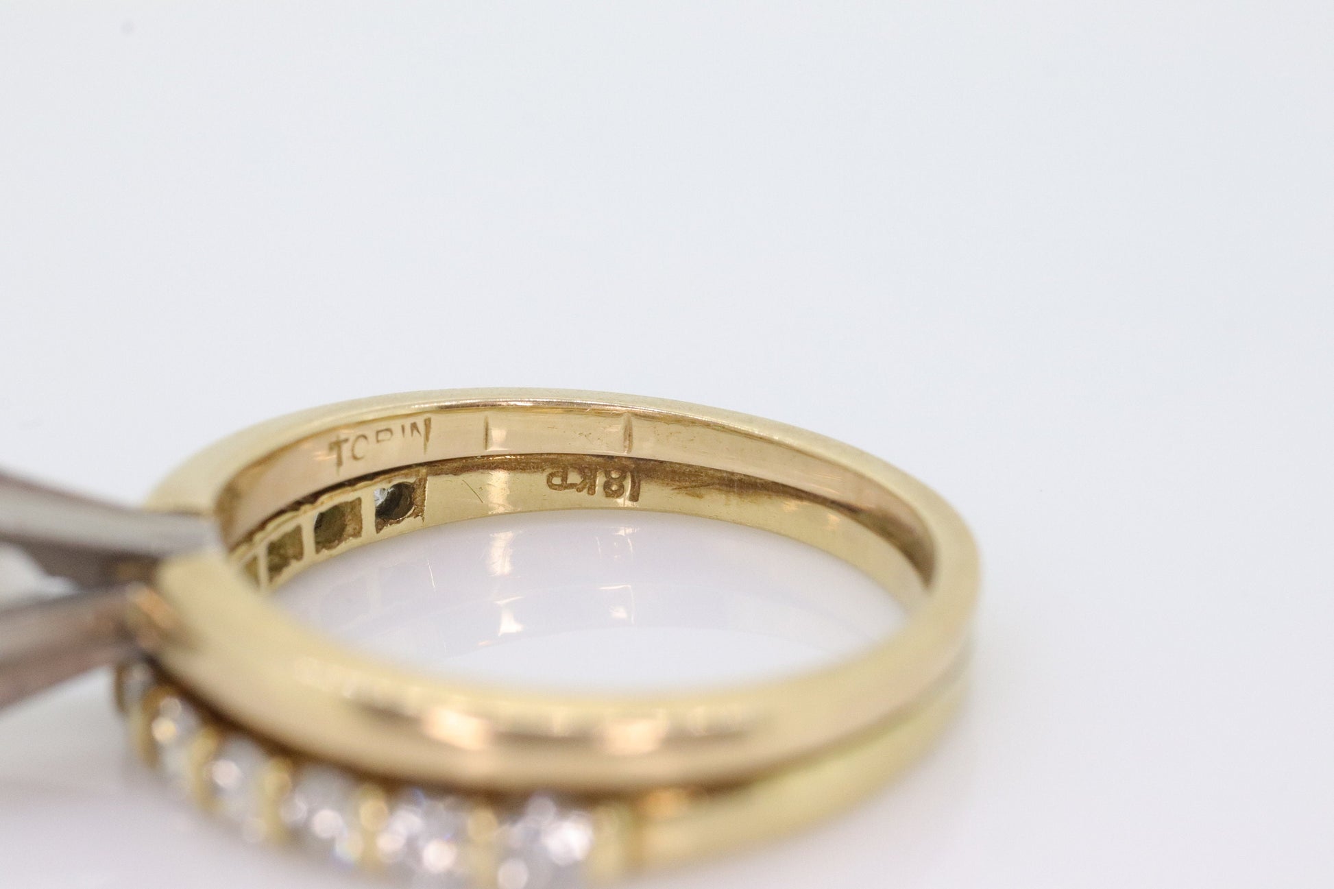 18k Round VVS Diamond Solitaire Ring . Engagement set. Wedding band. Stunning 0.56ct VVS Diamond. Total 1ct. stock(276/11)