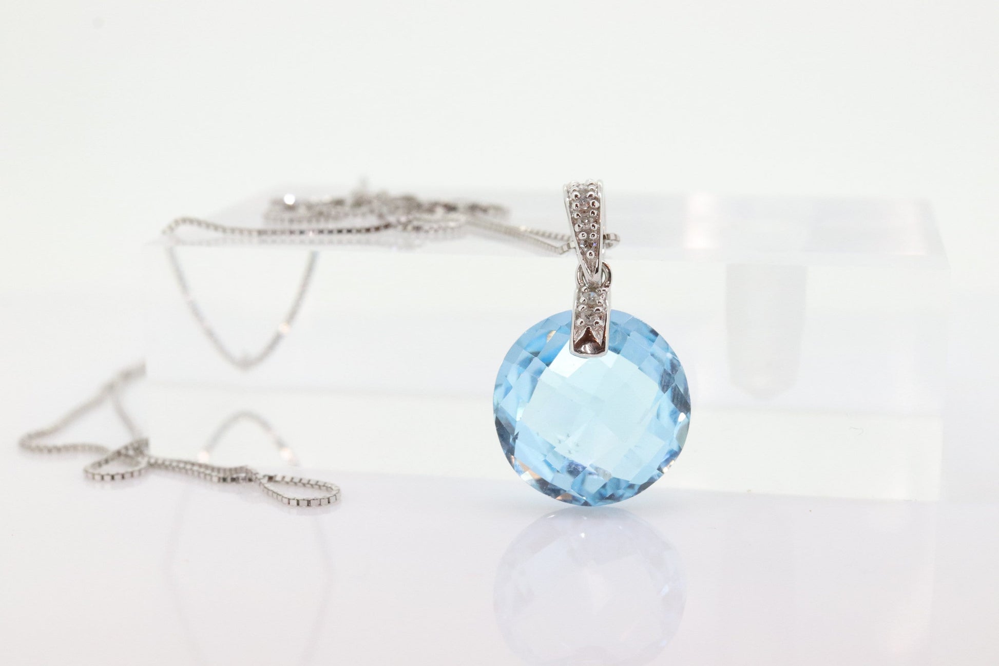 14k Blue TOPAZ and diamond Pendant. High quality drop CANDY pendant piece. Italian RCI. 14k Box Chain Necklace. st(100)