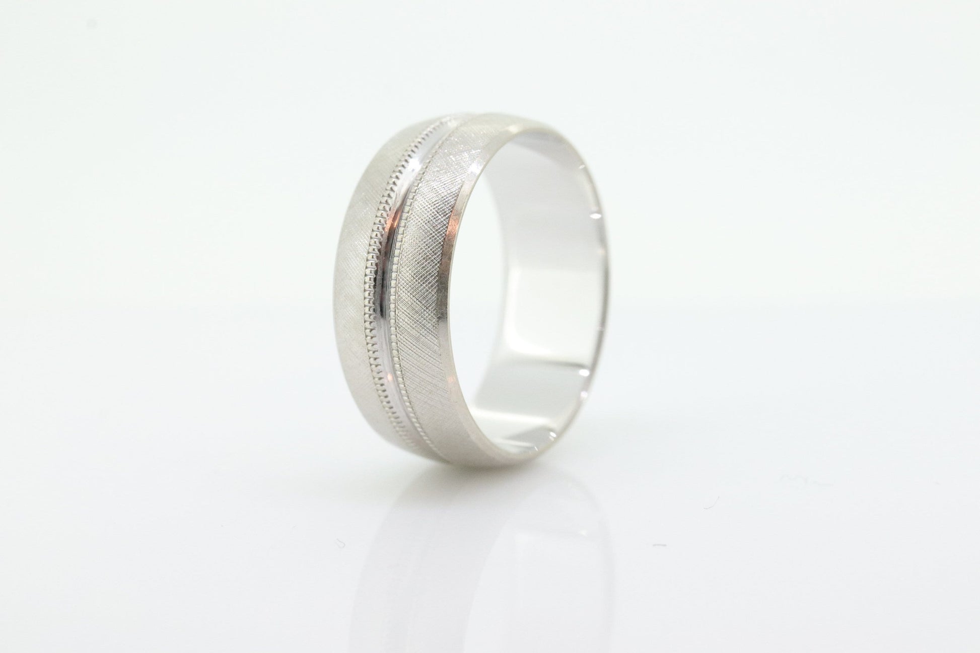 ARTCARVED JR Wood and Sons 14k Gold Wide wedding band Ring Sz 6. Diamond cut Textured Art deco band. st(155)