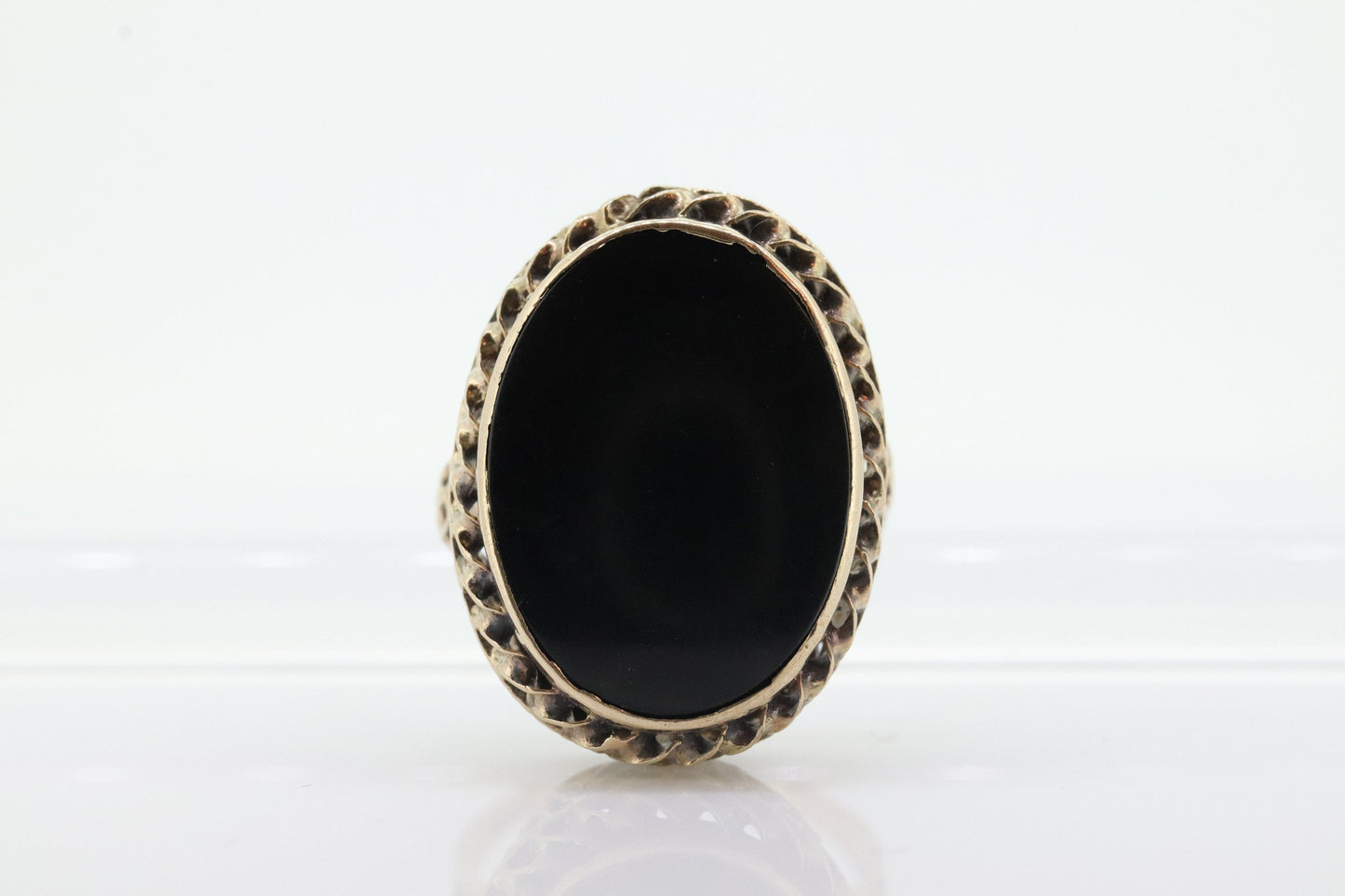 10k Onyx Ring. 10k Yellow Gold Open Scroll Filigree Design. Onyx Mourning ring. stock(110)