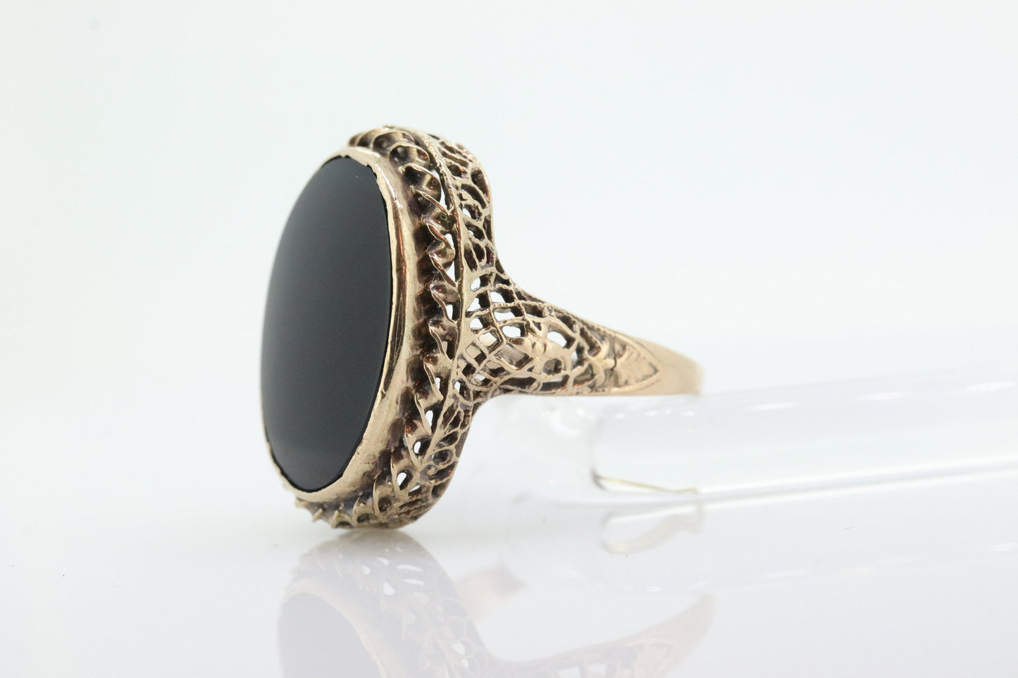 10k Onyx Ring. 10k Yellow Gold Open Scroll Filigree Design. Onyx Mourning ring. stock(110)