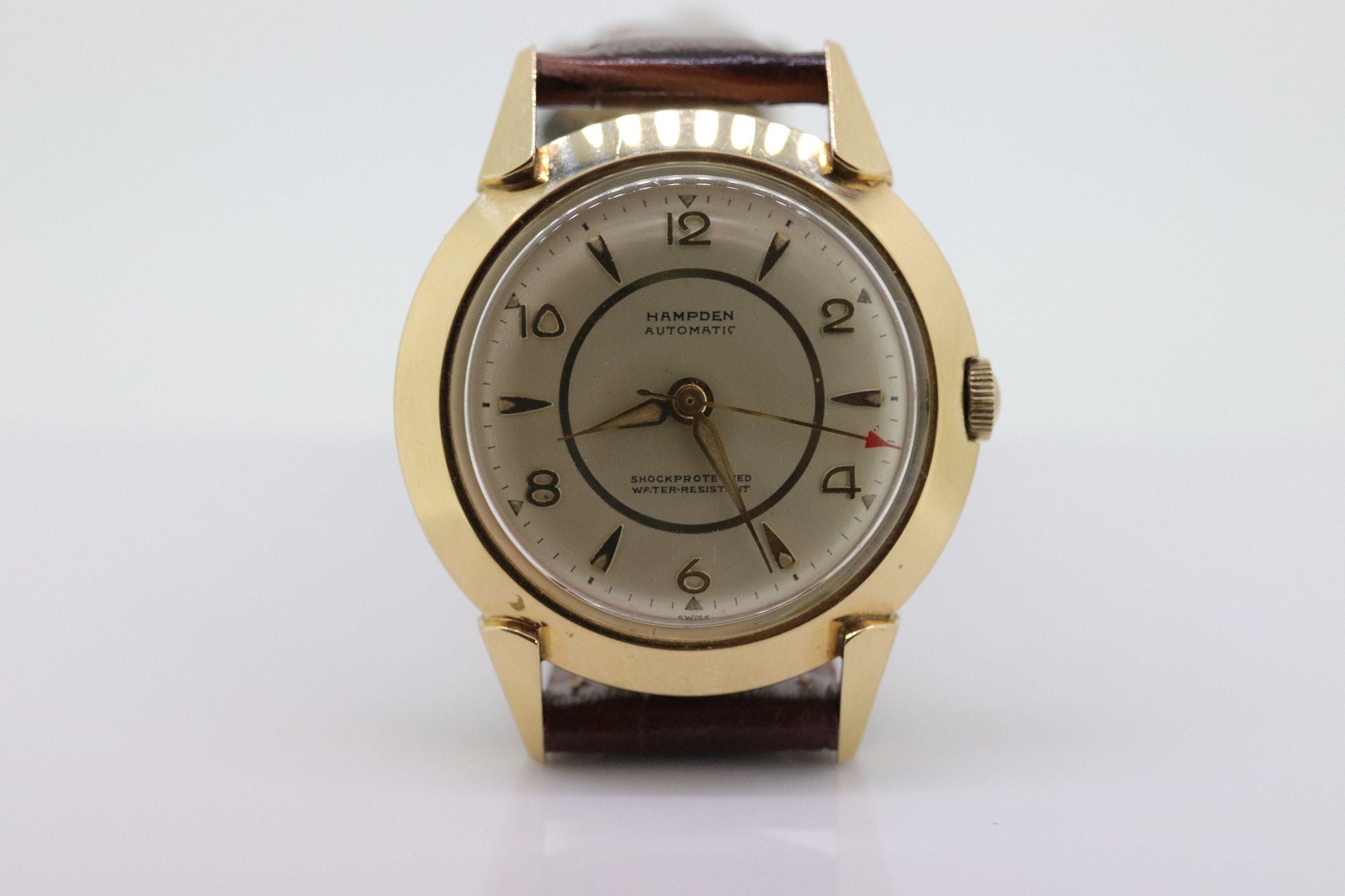 14k Hampden Wristwatch. Hampden Shock Resistant and Anti Magnetic Manual Mens watch. st315