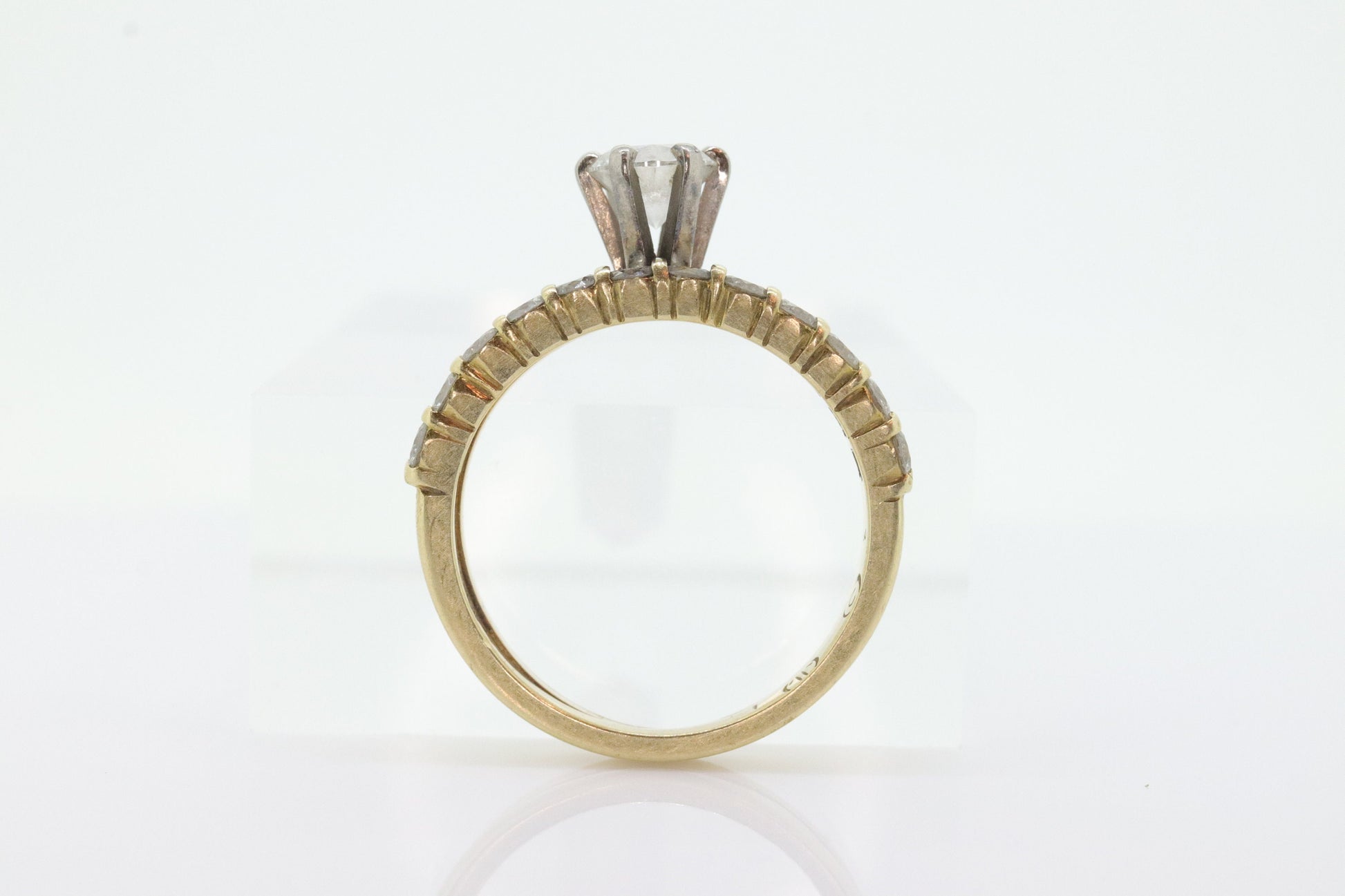 18k Round VVS Diamond Solitaire Ring . Engagement set. Wedding band. Stunning 0.56ct VVS Diamond. Total 1ct. stock(276/11)