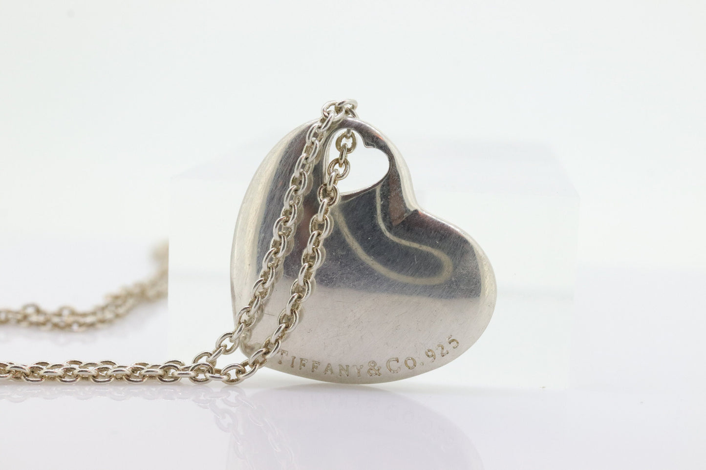 Sterling Silver Tiffany and Co Necklace Heart Pendant. Solid Pierced Double Heart Pendant Tiffany & Co. st(86)