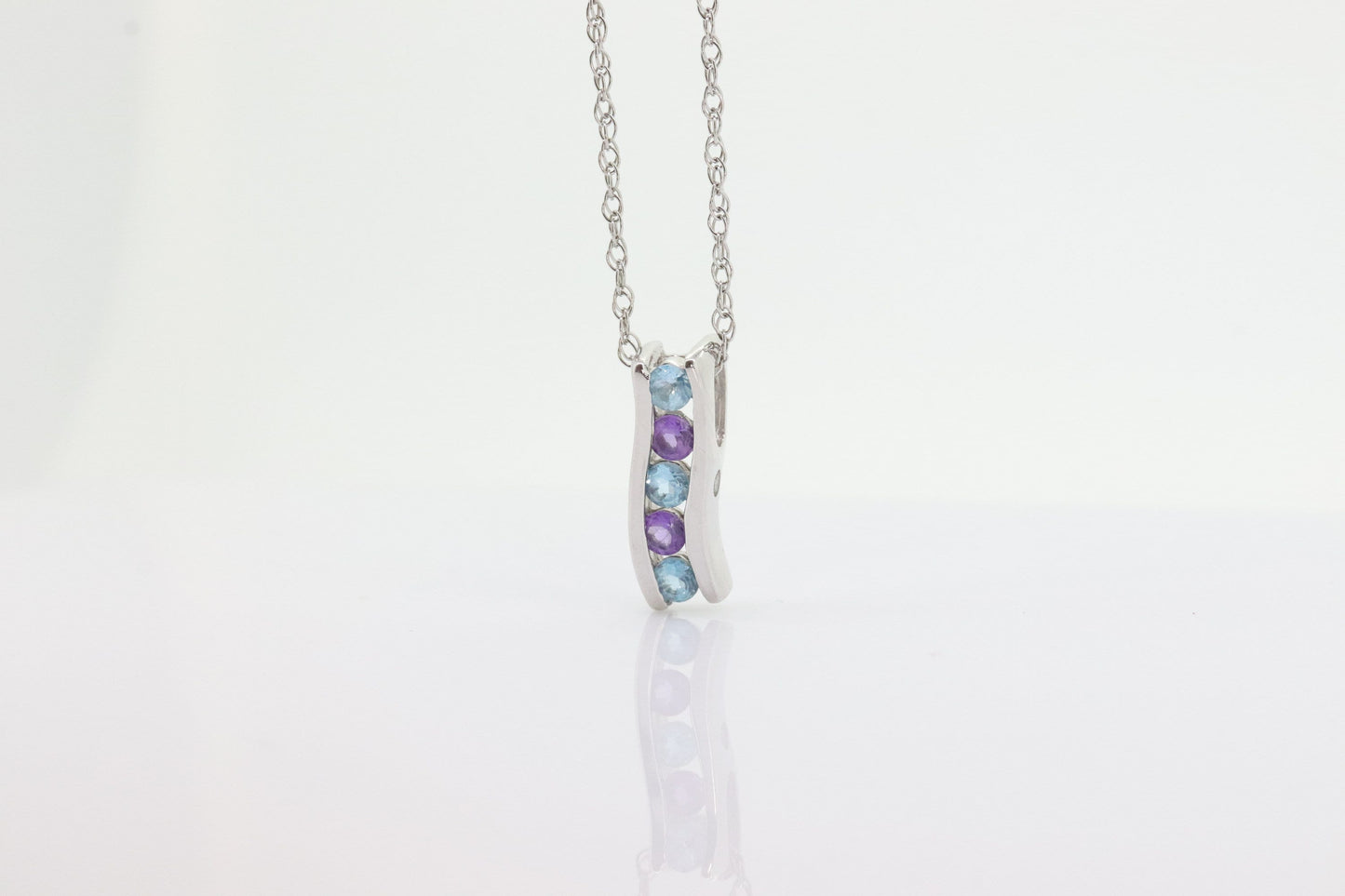 14k Blue TOPAZ and Amethyst Pendant. High quality CANDY Journey pendant. Italian. 14k cable Chain Necklace. st(80)