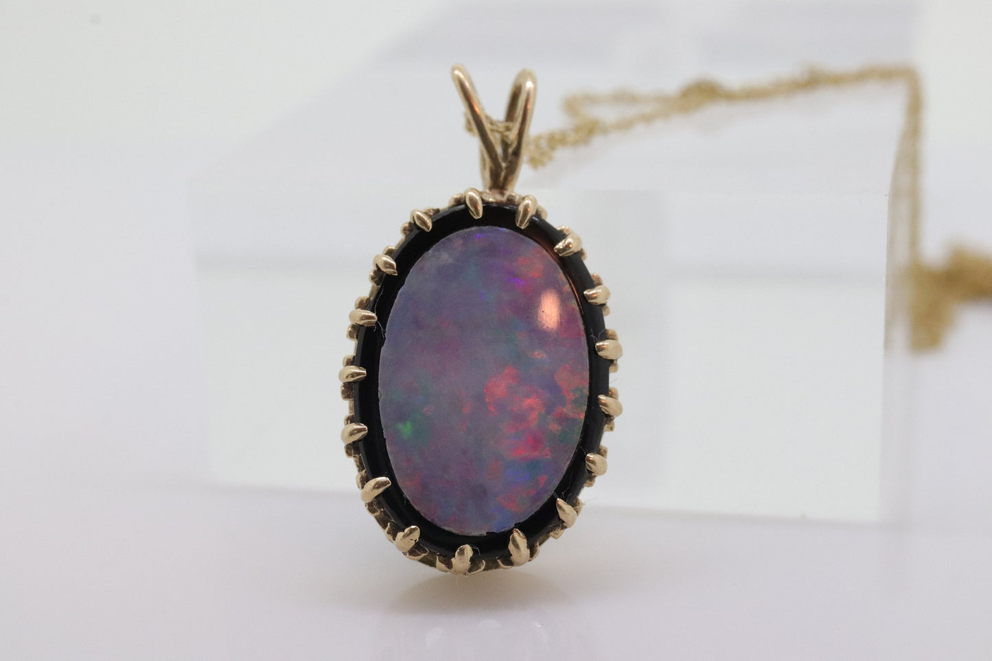 Opal Onyx Pendant. 14k Yellow Gold Medallion. Wonderful Opal Crown set. Opal and Onyx Doublet Pendant. (st198)