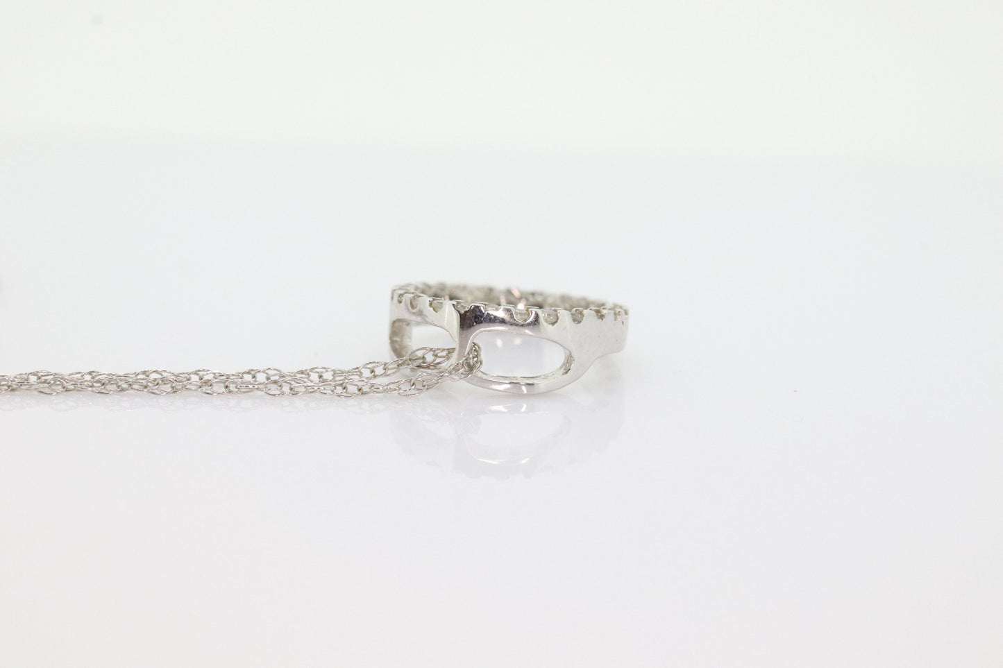 14K Diamond Circle of Life, Open Circle, Eternity Circle Diamond Pendant Necklace st(58)