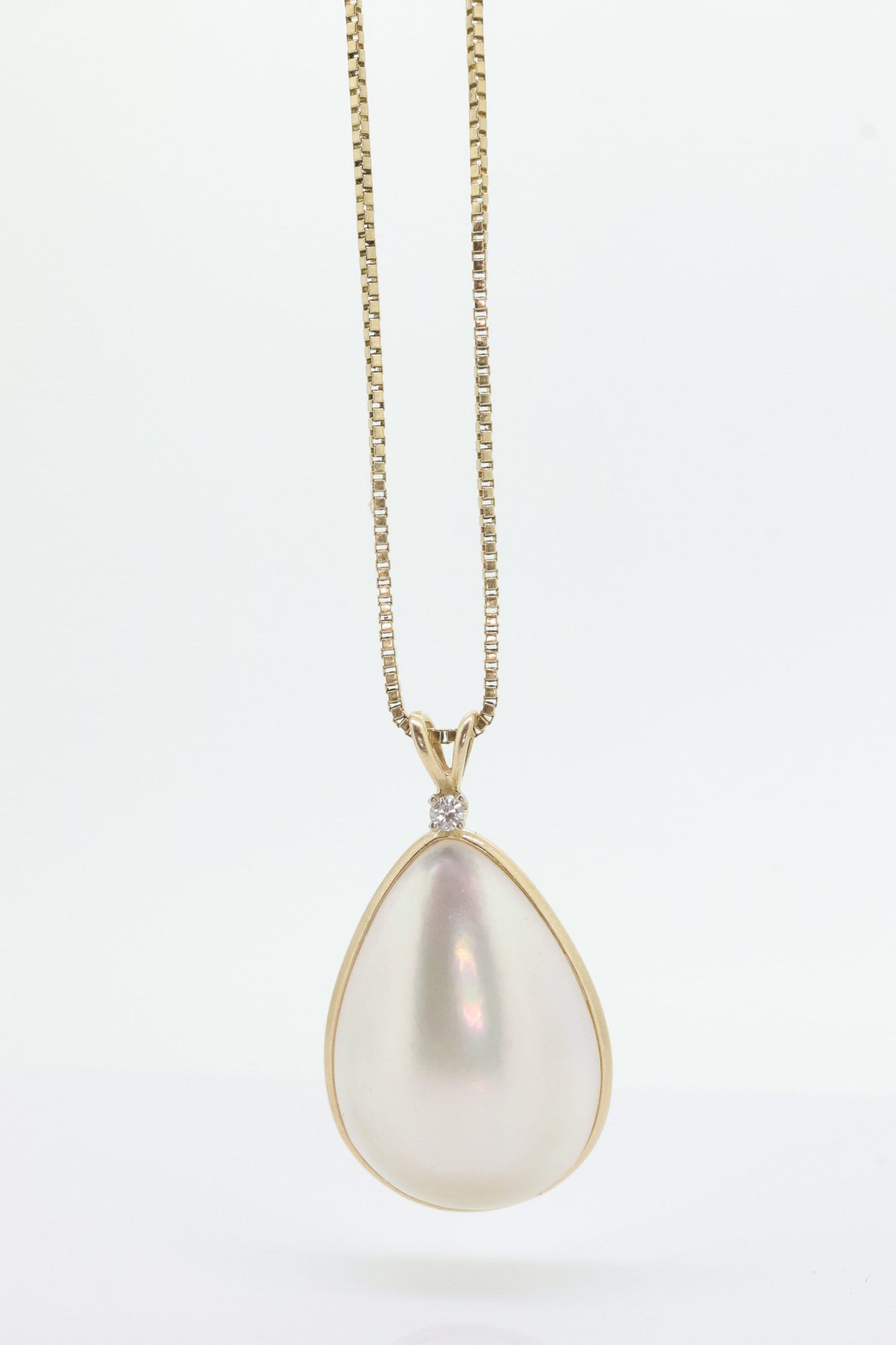 14k Large MABE Pearl Diamond Pendant. Leslies Jewelry Pendant. Mabe Pearl Drop pendant with box chain necklace. st(87)