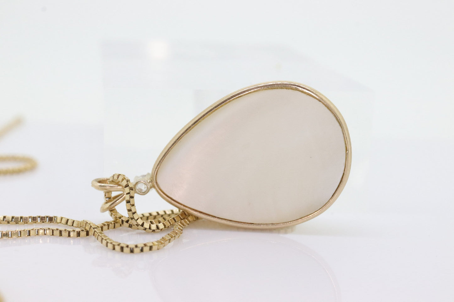 14k Large MABE Pearl Diamond Pendant. Leslies Jewelry Pendant. Mabe Pearl Drop pendant with box chain necklace. st(87)
