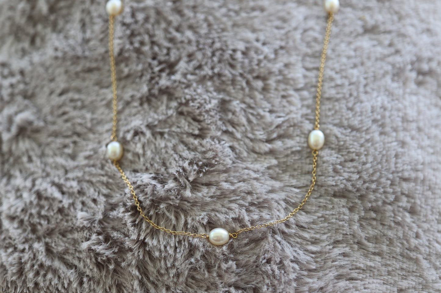 Tiffany & Co. 18k Gold Chain and Pearl Necklace. Pearls by the Yard. Marked 750 Elsa Peretti. st(426)