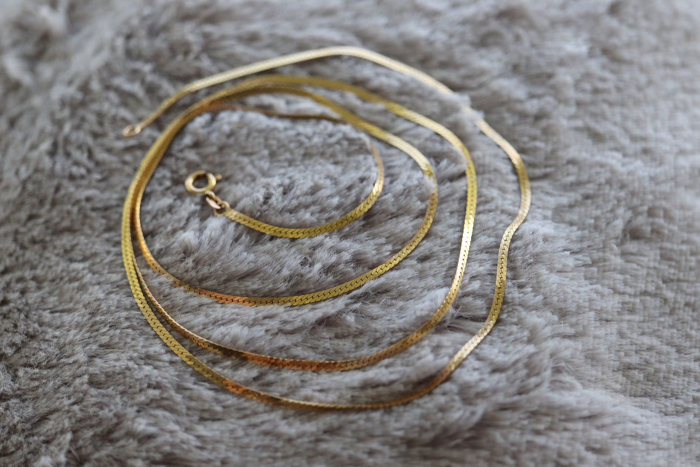 14k Herringbone Chain Necklace. 14k Yellow Gold Herringbone Long Chain. 2mm 30in 5.9gram st(41)