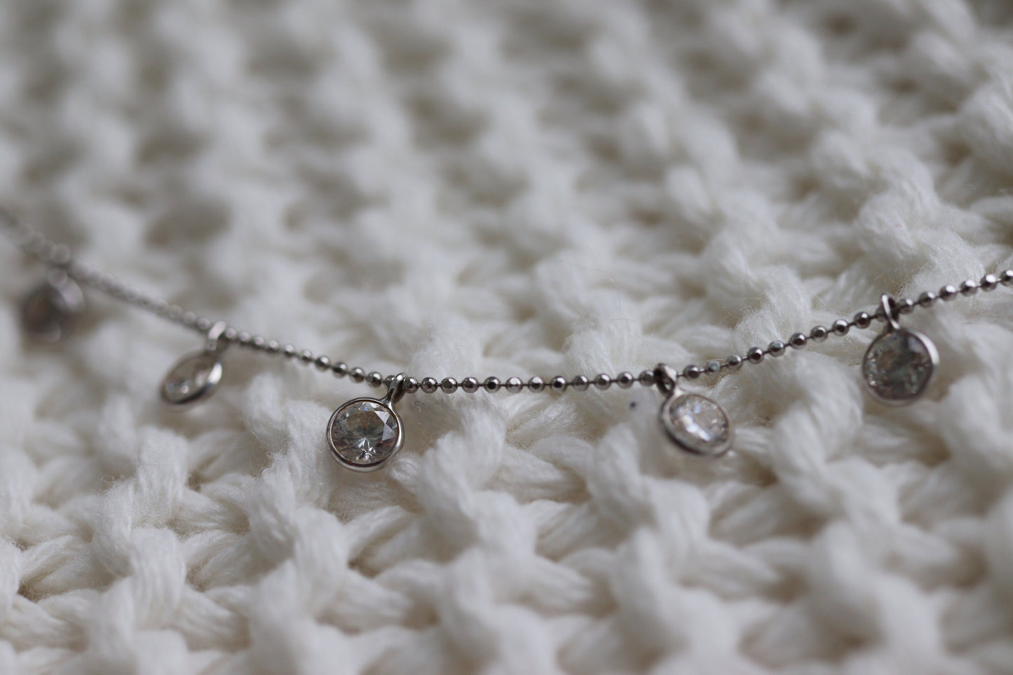 14k Bezel Gem Layered Necklace. Wonderful Diamond (CZ) Gem Necklace Chain. st(93/50)
