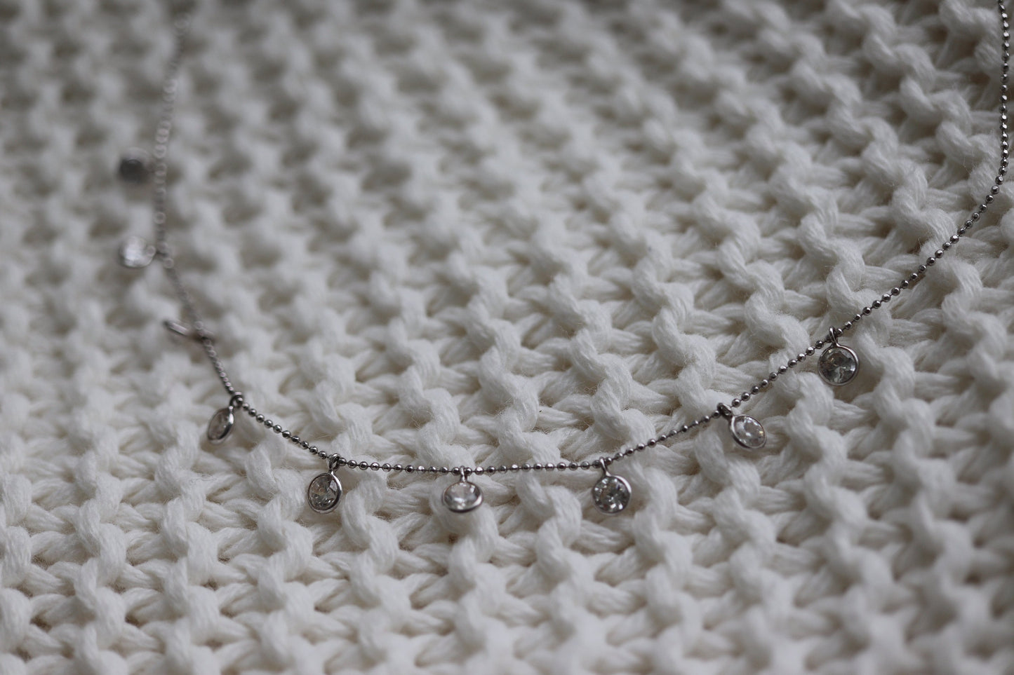 14k Bezel Gem Layered Necklace. Wonderful Diamond (CZ) Gem Necklace Chain. st(93/50)