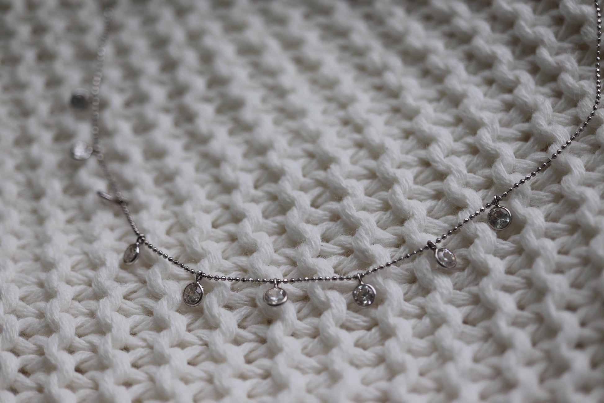 14k Bezel Gem Layered Necklace. Wonderful Diamond (CZ) Gem Necklace Chain. st(93/50)